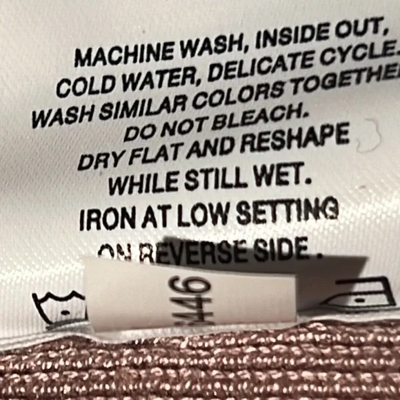 Reitmans Women’s Top 2X Blush Halter Crossover Neckline - Picture 6 of 10